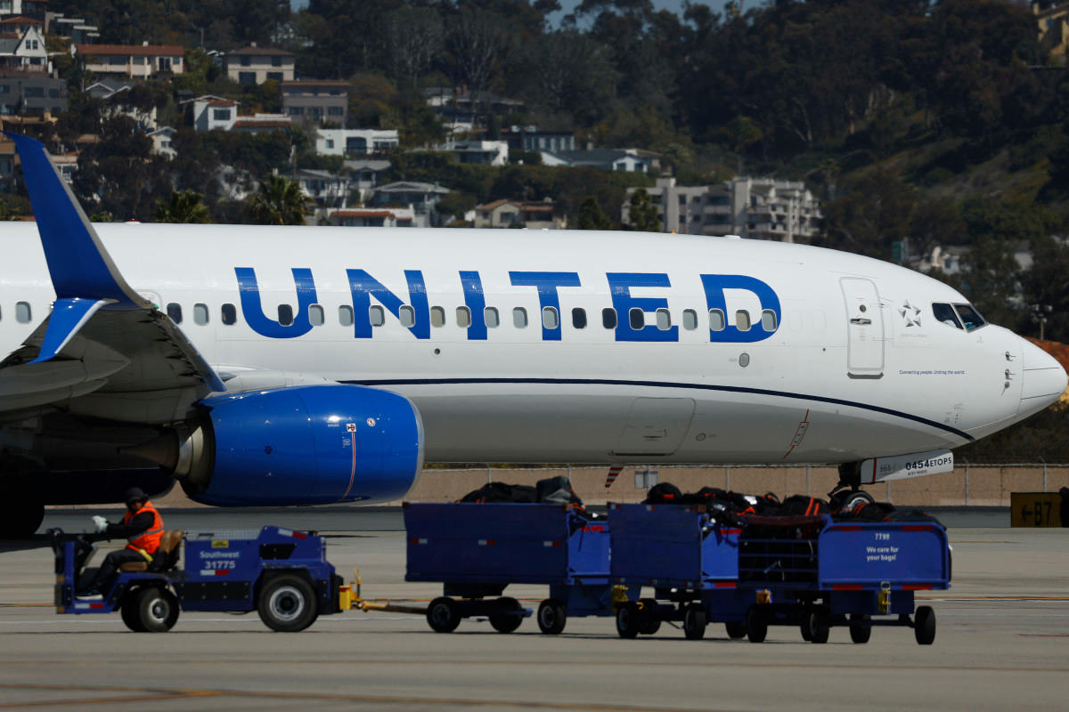 United Airlines Pilot