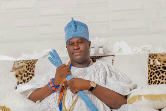 Ooni of Ife Oba Adeyeye Ogunwusi in royal regalia